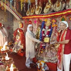 तीसरे नवरात्रि पर महारानी वैष्णो देवी मंदिर में माता चंद्रघंटा की भव्य पूजा अर्चना हुई